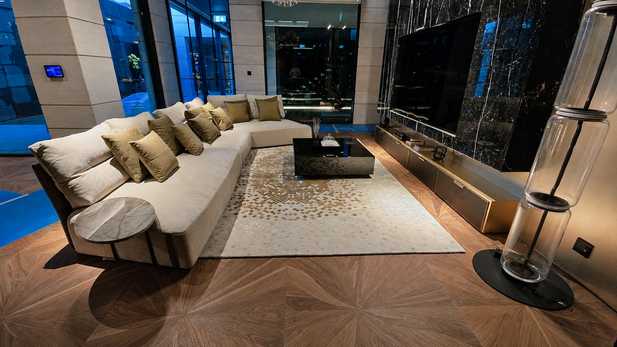 Living, evening and parquet — villa interior in Dubai by Soltis Interiors